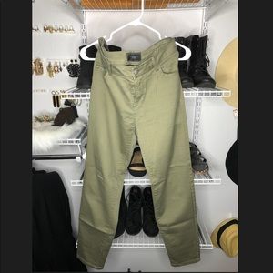 Green straight skinny leg pant